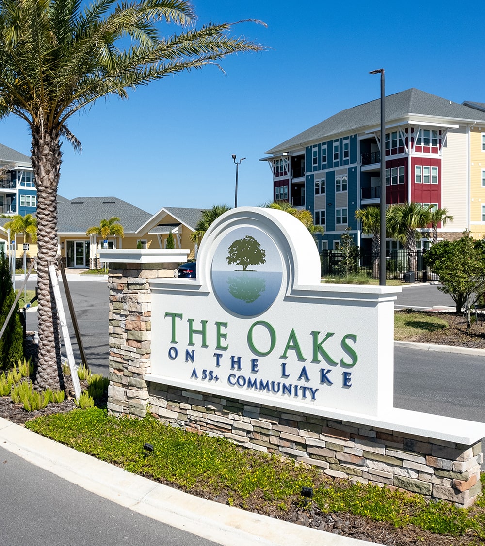 The Oaks on the Lake