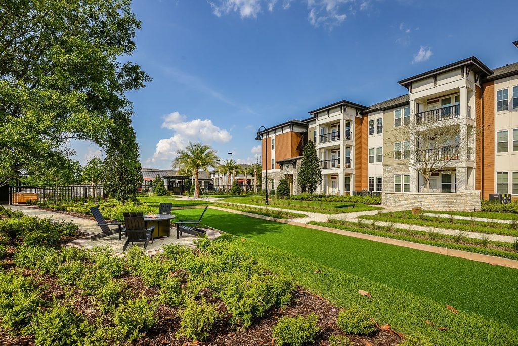 Nona Park Village